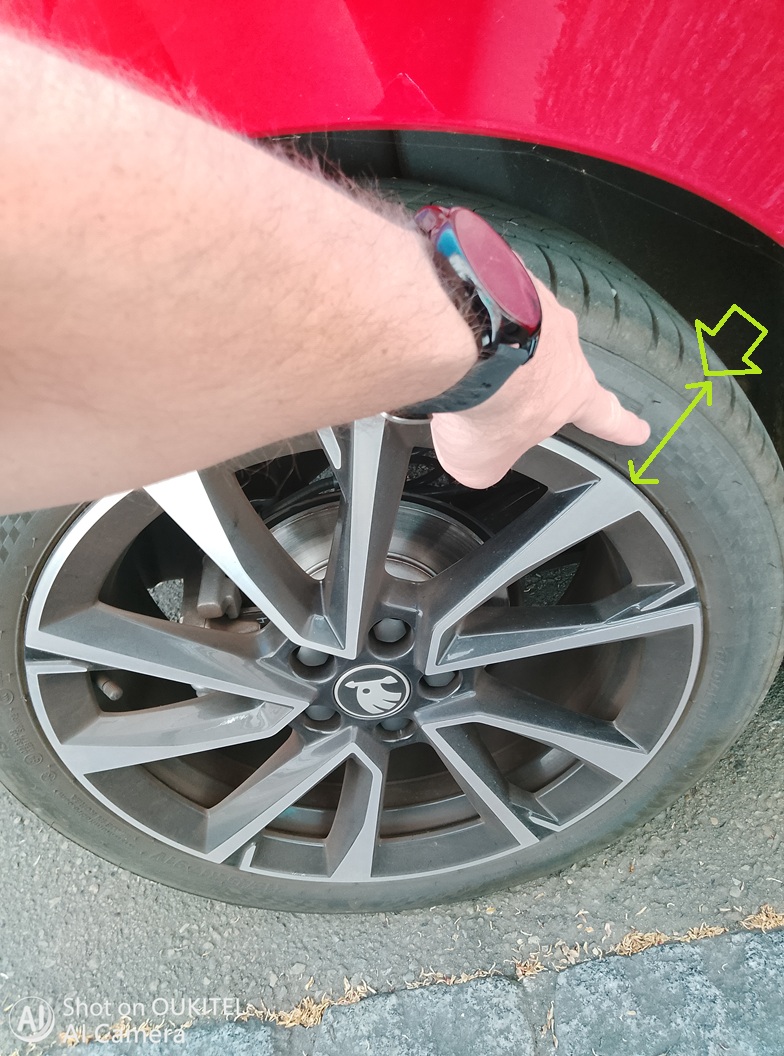 Flanc du pneumatique - pas de coupure de déchirure ou hernie